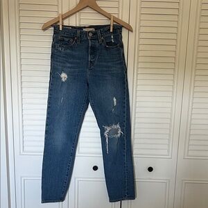 Levi's Straight Leg Jeans in Medium Blue with Distressed Details - Wedgie